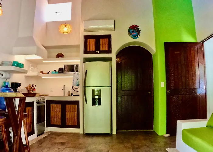 Casa Kaz: Penthouse 1 Bedroom Apartment Zihuatanejo